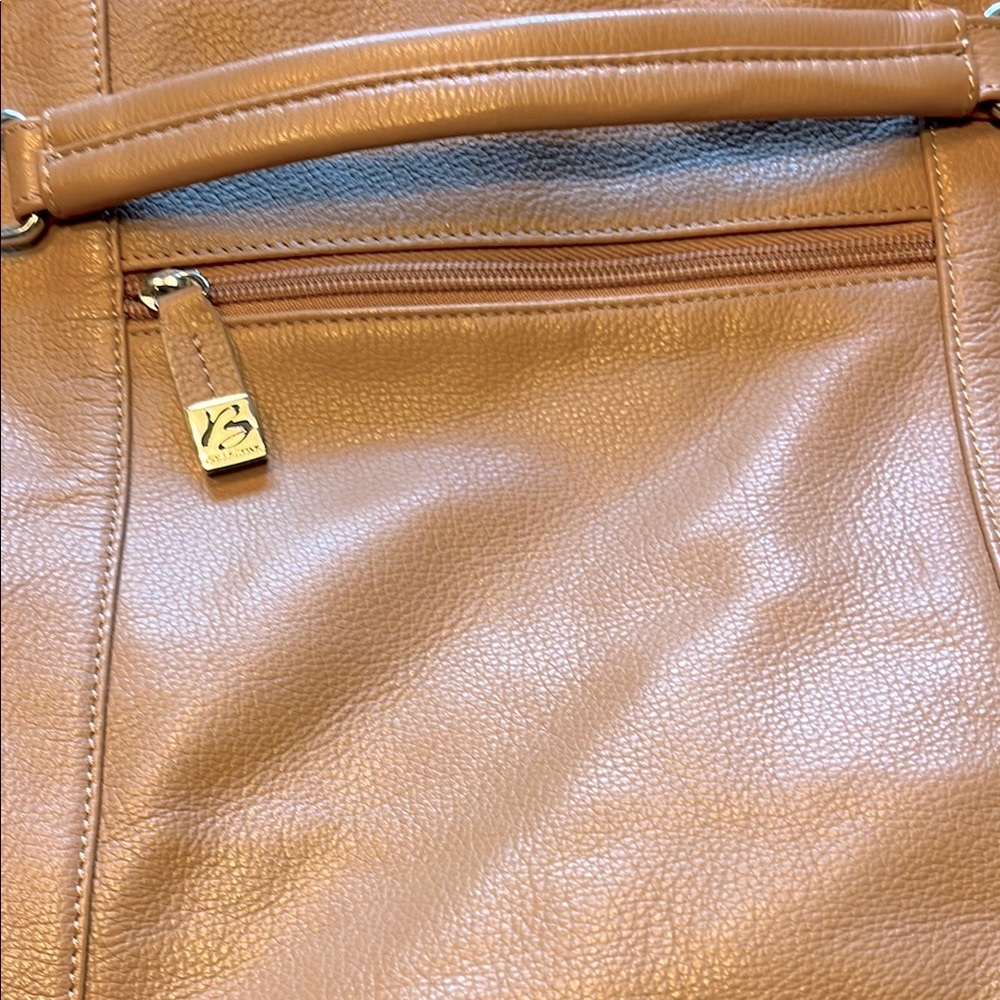 B-Collective by Buxton Elegant Tan Leather Large Hobo Shoulder Bag - Picture 4 of 16